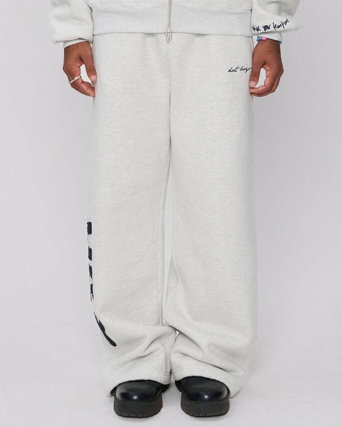 Cry Sweatpants Grey