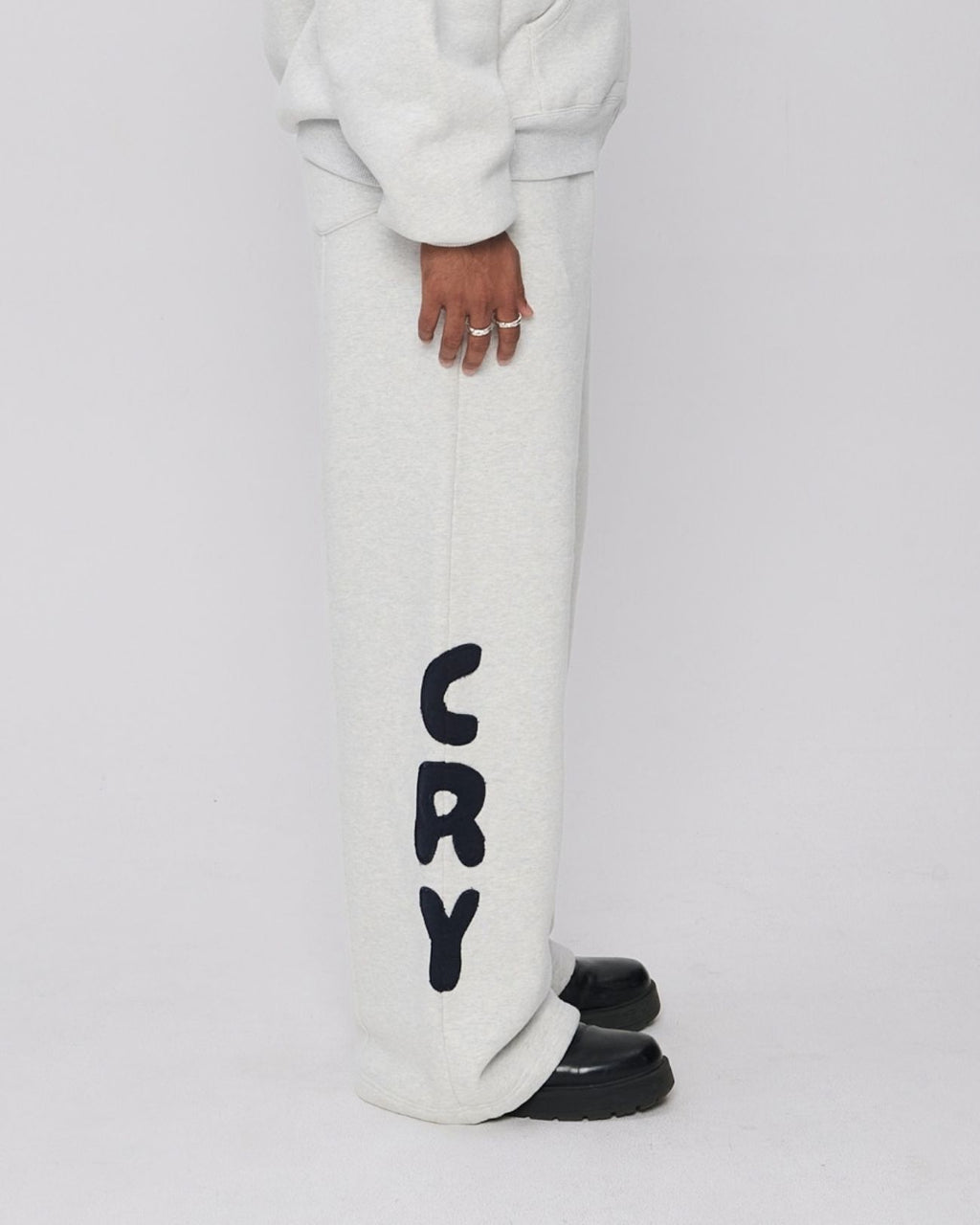 Cry Sweatpants Grey